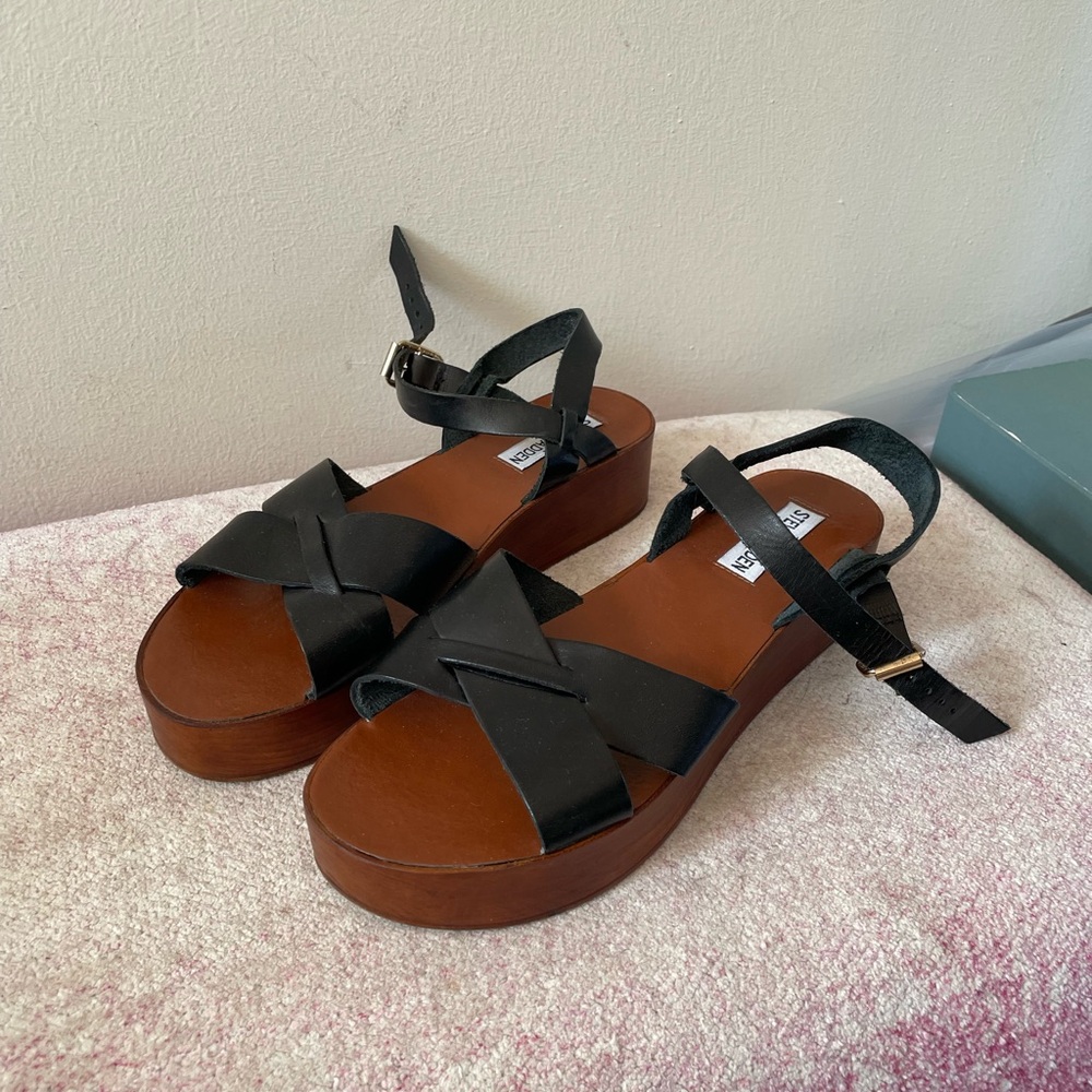 Steve Madden Black and Brown Platform Sandals